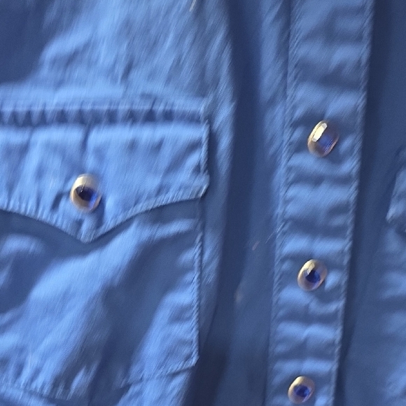 Wrangler Women's Vibrant Blue Casual Button Down Shirt - Picture 3 of 4